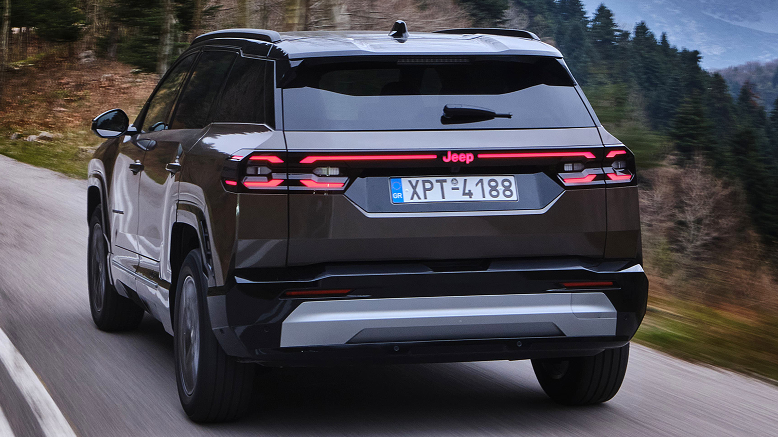 Tο νέο μοντέλο της Jeep καλύπτεται από 8ετή (ή 120.000 χλμ.).